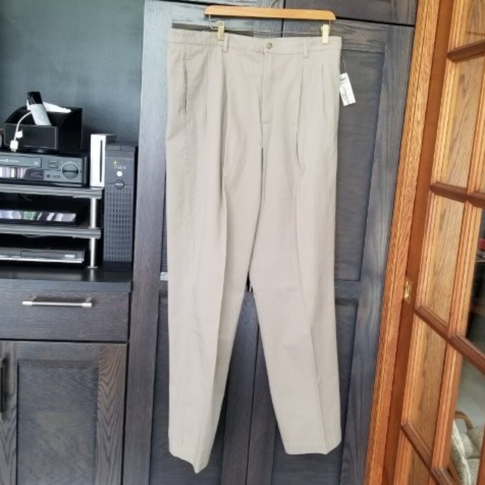 Lacoste Chinos NWT